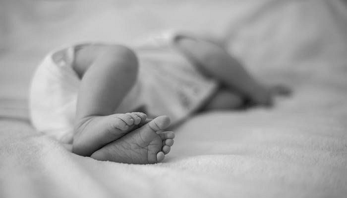 이불 씌워 11개월 영아 살해한 어린이집 교사 징역 1년 | 인스티즈