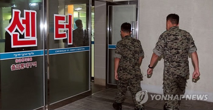 ‘특전요원 질식사’ 포로체험훈련 감독장교 2명 ‘무죄’