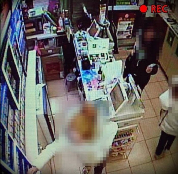 ‘부라더 소주’로 편의점 알바생 유인해 담배 훔친 여학생들