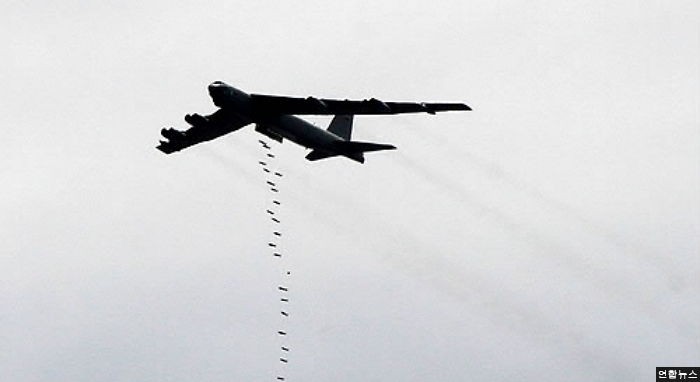 <속보>  핵미사일 탑재 ‘B-52’ 폭격기, 한반도 상공 전격 전개