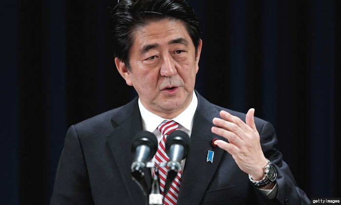 아베 “주한대사관 앞 소녀상 이전될 것으로 생각한다”