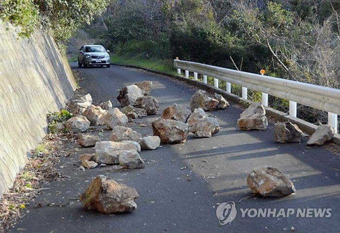 <속보> 일본 훗카이도에서 규모 6.7 강진 발생