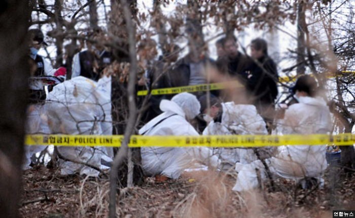 서울 매봉산 인근서 여성 시신 담긴 검은색 가방 발견