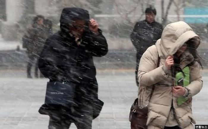 서울, 올겨울 첫 한파주의보...내일 최강 추위 온다