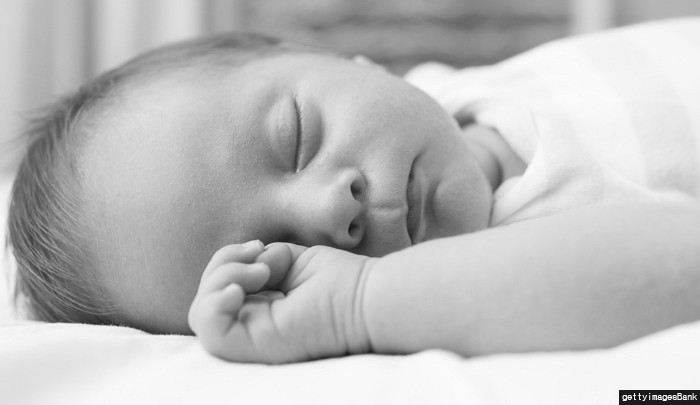 장난감 공 던져 10개월 딸 숨지게 한 20대 엄마 ‘구속’