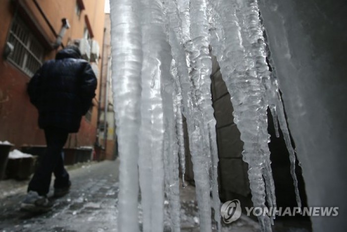 서울 체감온도 영하 23.8도…15년만에 기록적 ‘최강한파’