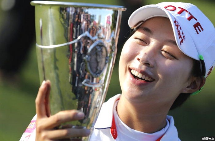 김효주, LPGA 시즌 개막전 우승…통산 3승