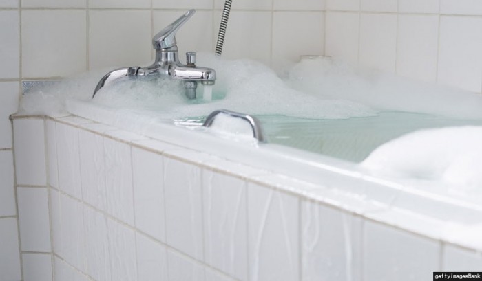 의붓딸 ‘엽기’ 물고문한 중국인 계모 ‘징역 1년’