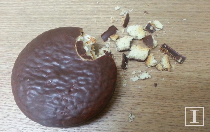 바닥에 떨어진 음식, 5초 만에 주우면 된다