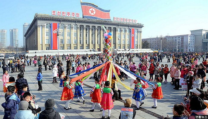 “北에는 세뱃돈 있을까요?” 탈북민이 전한 북한 설풍경