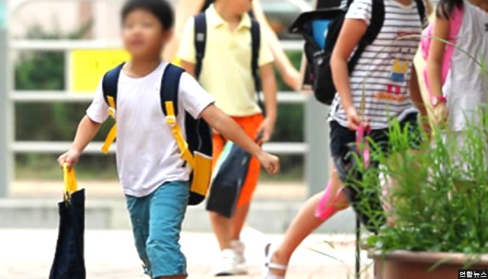 ‘신발주머니’ 추억의 뒤안길로 사라진다