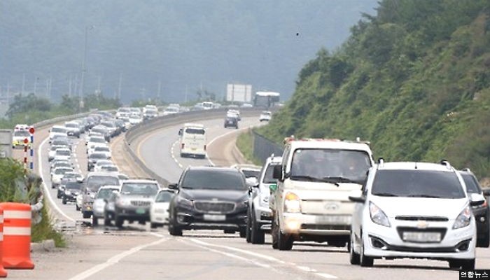 중학생이 홀로 ‘고속도로 갓길’을 걸어가고 있었던 이유