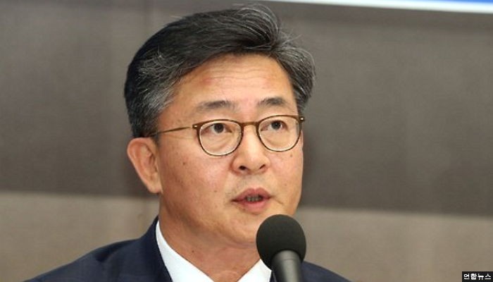 통일부 장관 “개성공단 달러 임금 70%, 北 서기실에 상납”