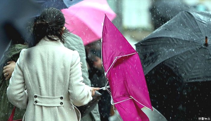 ‘밸런타인데이’ 추위…비 그친 뒤 강한 바람에 기온 ‘뚝’