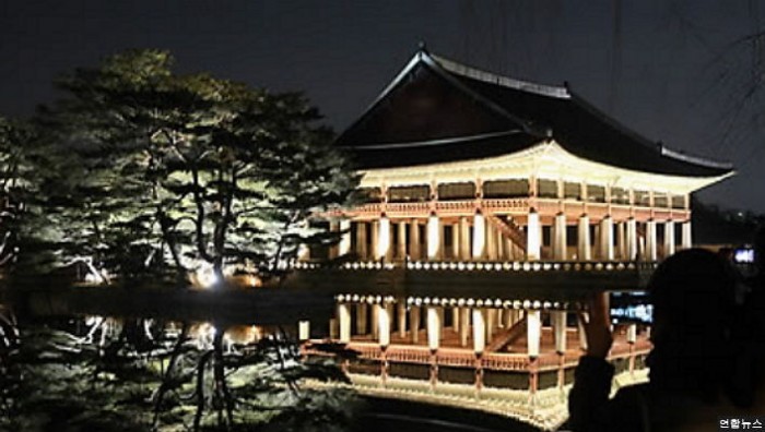 고궁 야간 관람 내달 1일 시작…경복궁 확대 개방