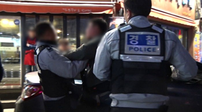 술취한 운전자 체포하려다 손가락 절단된 경찰관
