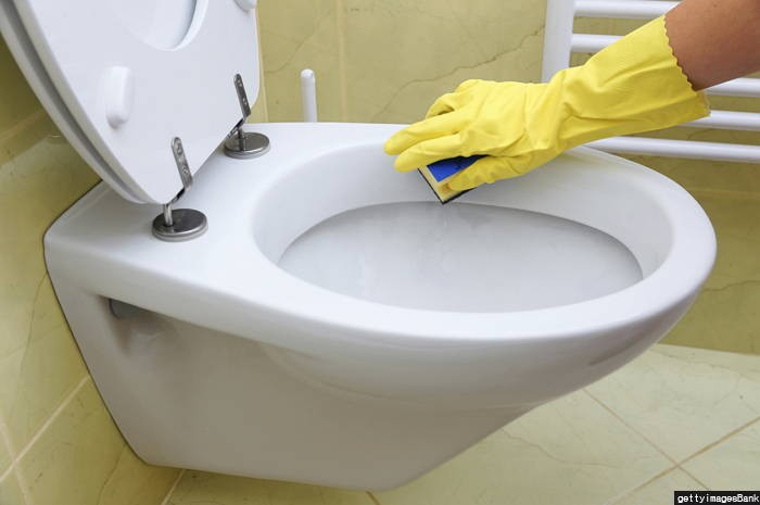 화장실 변기보다 더러운 일상 속 자주 쓰는 물건 12가지