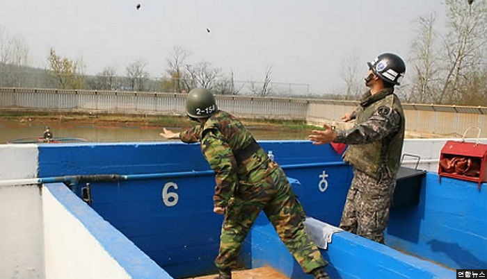 수류탄 투척 훈련 도중 수류탄 폭발...제조사 3억원 배상해야