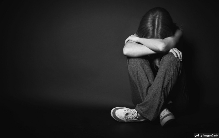 수면제 탄 주스 먹여 친딸 5차례 성폭행한 남성 ‘징역 5년’