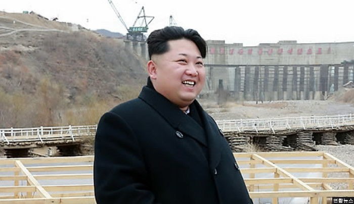 “북한군 수뇌부, 김정은 존경보다는 생존 위해 맹종”