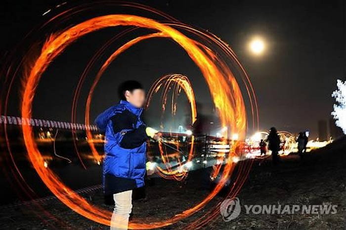 내일(21일) 전국 흐리고 쌀쌀…보름달 감상 어렵다