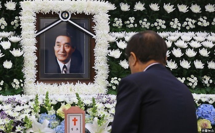 이기택, 어제까지도 자서전 집필 “큰일 마쳤다” 탈고후 운명