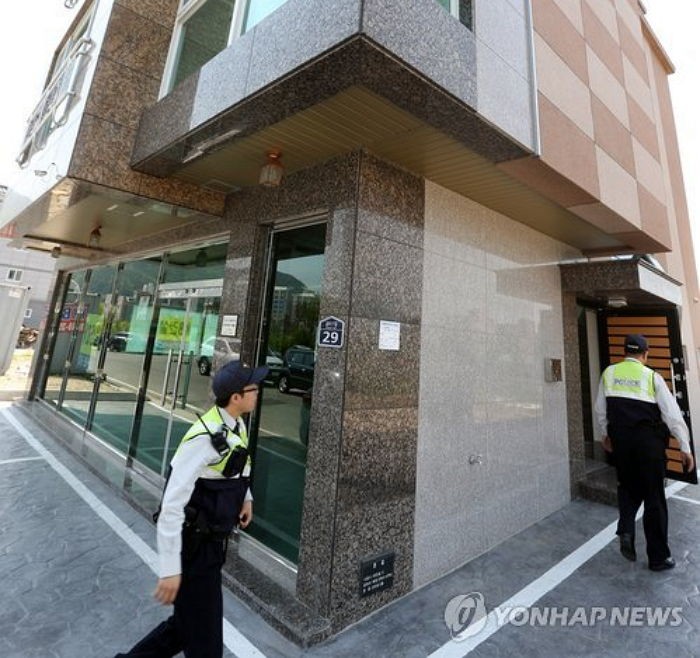 경찰, 강북구 원룸 공동현관 ‘비밀번호’ 모두 확보