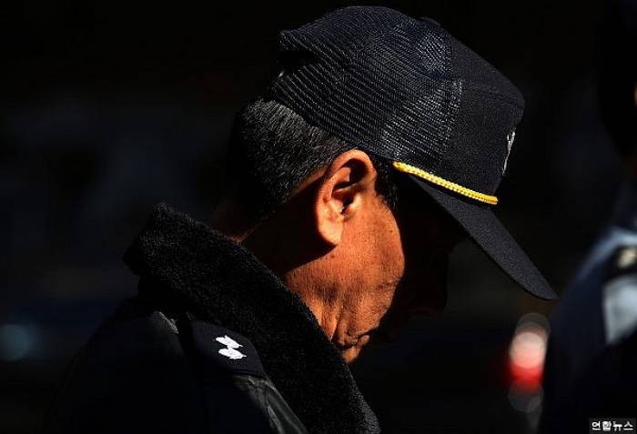 70대 경비원 폭행한 아파트 주민 “돈도 없는 것들이 경비하면서”