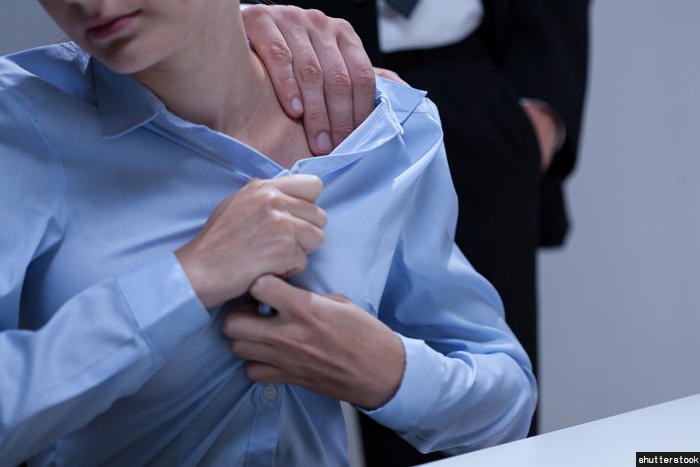 “딸처럼 생각하는데 안아봐도 되냐” 여교사 성추행한 수석교사