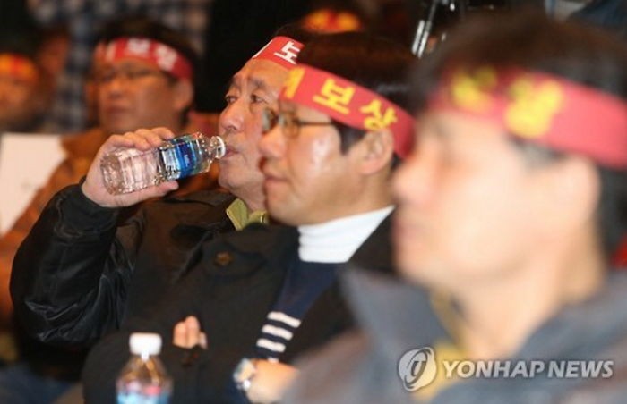 “개성공단 근로자 80% 해고당했다”