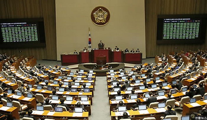 <속보> 테러방지법, 야당 퇴장 속 직권상정 8일만에 국회 통과