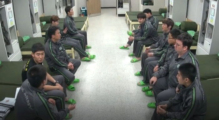 “생활관서 다나까 안써도 된다고?” 병사들 반응은 싸늘