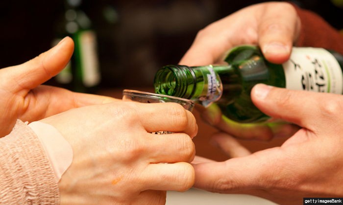 청송 마을회관서 소주 나눠마신 주민 2명 중태