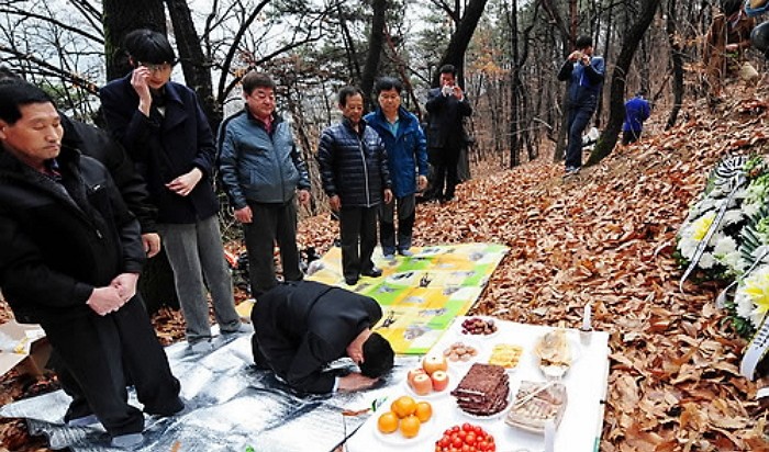 “오늘은 ‘개구리 소년’들이 실종된 지 25년된 날입니다”