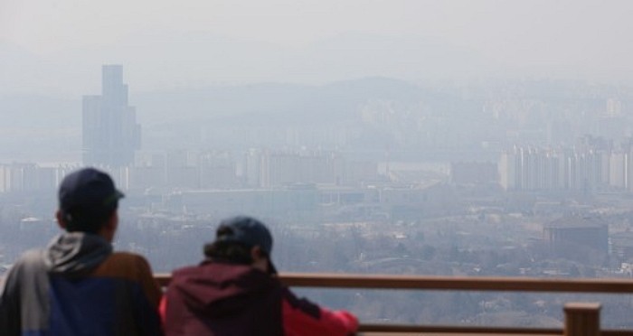 ‘발암물질’ 포함된 초미세먼지 내일까지 최고수준