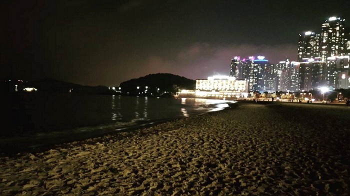해운대 해수욕장 올해부터 밤에도 연다