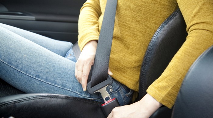 “일반도로에서도 차량 전 좌석 안전벨트 의무화된다”