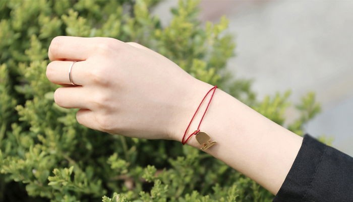 위안부 할머니 돕는 ‘평화의 소녀상’ 팔찌 출시