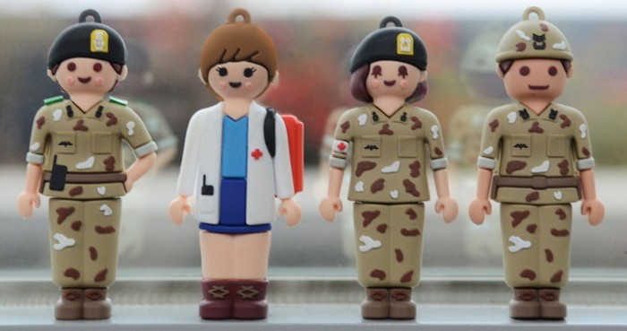 깜찍한 ‘태후’ 피규어 USB도 나왔지 말입니다