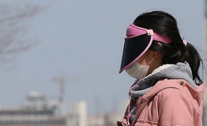 중국발 황사에 짙은 안개까지...교통 안전 조심하세요