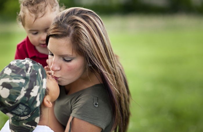 “부모가 첫째를 더 좋아하는 이유가 밝혀졌다” (연구)