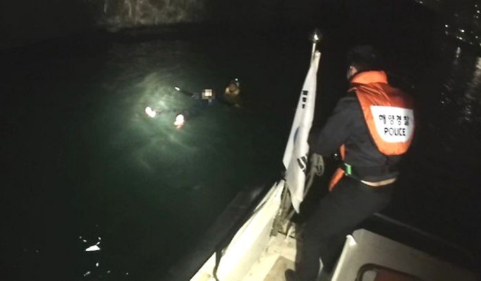 부산 광안대교서 바다로 투신한 고등학생 무사히 구조