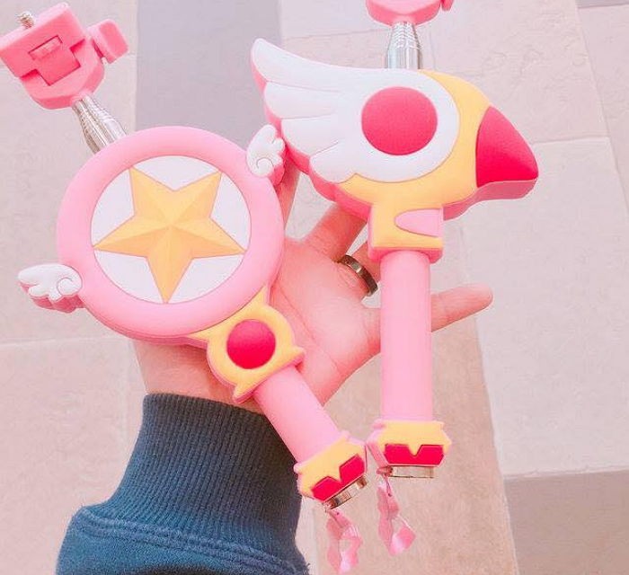 동심으로 돌아가게 하는 ‘카드캡터 체리’ 셀카봉