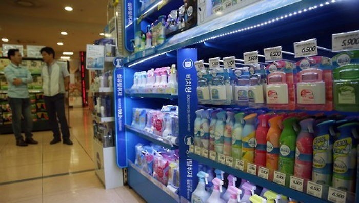 “뿌리는 방향제와 탈취제도 폐에 치명적”