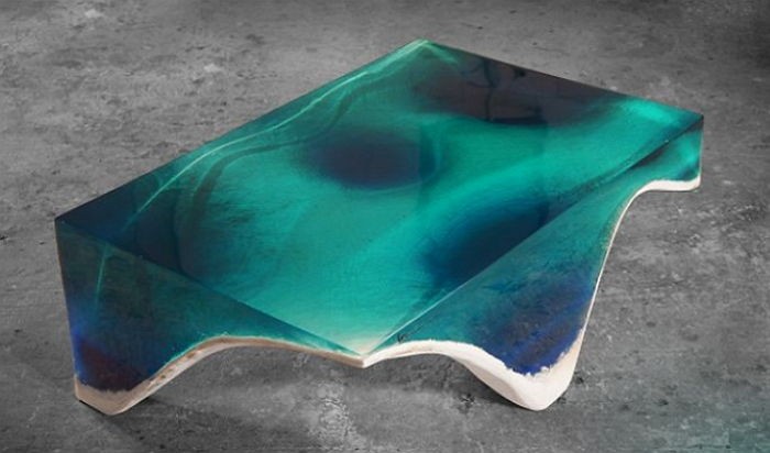 바다가 그대로 담긴 에메랄드 빛 식탁 (사진)