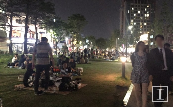 핫플레이스로 떠오른 연남동 ‘경의선 숲길’ 사진 8장