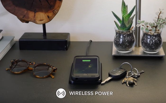 갖다만대도 급속 충전되는 아이폰 전용 ‘무선 충전기’