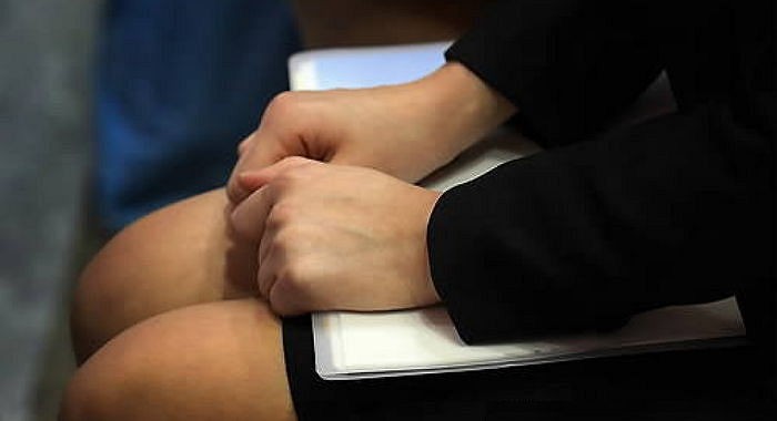 취업 면접서 탈락을 부르는 최악의 ‘제스처’ 10가지