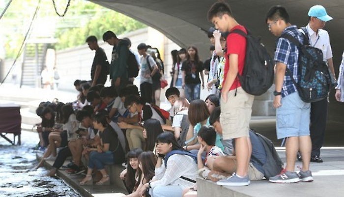 “연휴 이틀째인 내일(5일)은 더워요”…낮 최고 31℃