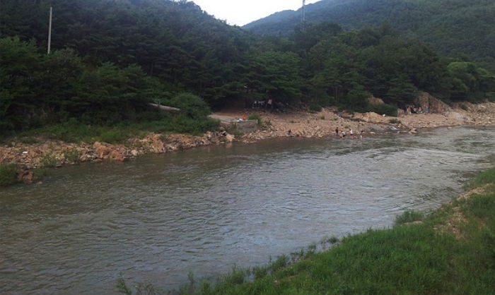 영동 송호 유원지서 물놀이하던 초등학생 숨져